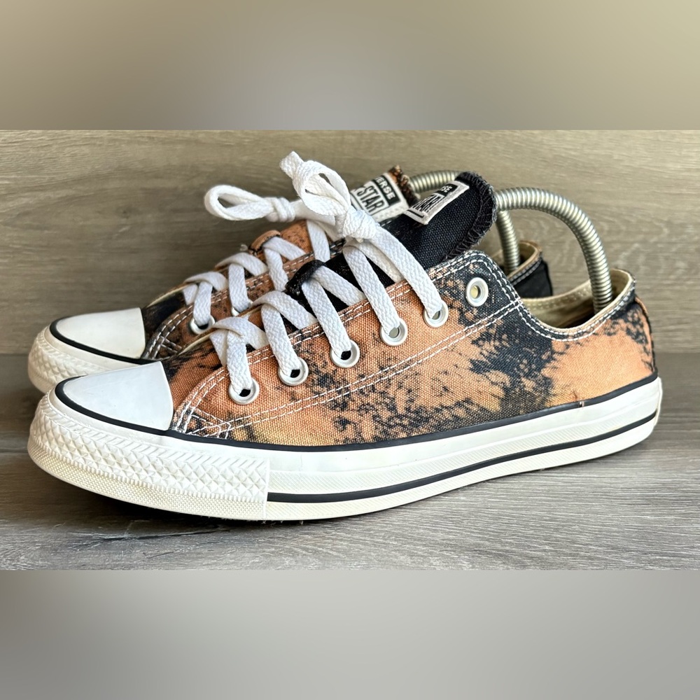 Converse CTAS Custom Acid Wash 1/1 Low Tops Men’s 7.5 Women’s 9.5 Unisex